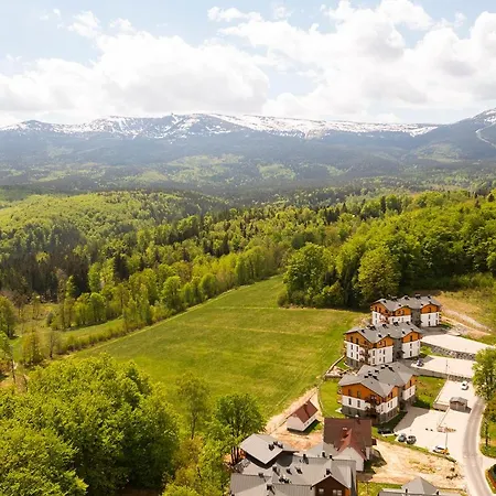 Trevilles - Orzechowy * 斯克拉斯卡波伦巴